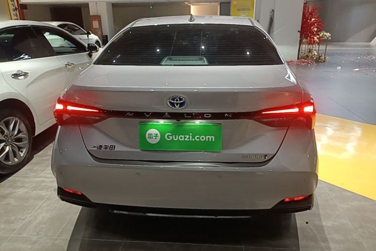 Used Toyota Avalon 2022 Dual-Engine 2.5L Luxury Edition Rear