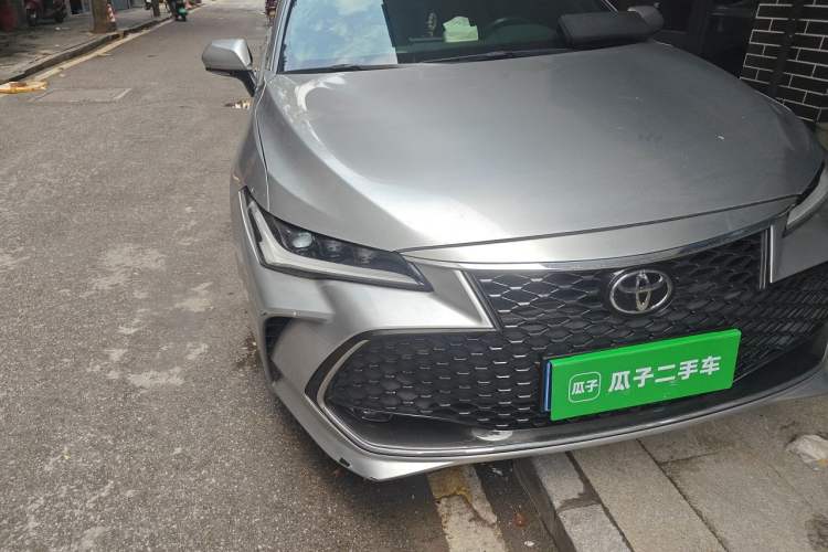 Used Toyota Avalon 2022 2.5L Luxury Edition Right Front Headlight