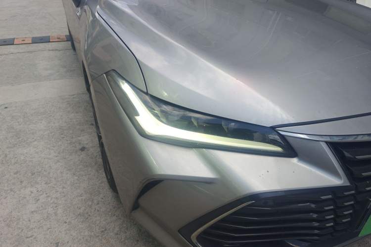 Used Toyota Avalon 2022 2.0L Luxury Edition Right Front Headlight