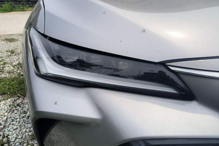 Used Toyota Avalon 2022 2.5L Luxury Edition Right Front Headlight