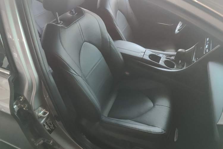 Used Toyota Avalon 2022 2.0L Luxury Edition Right Front Seat