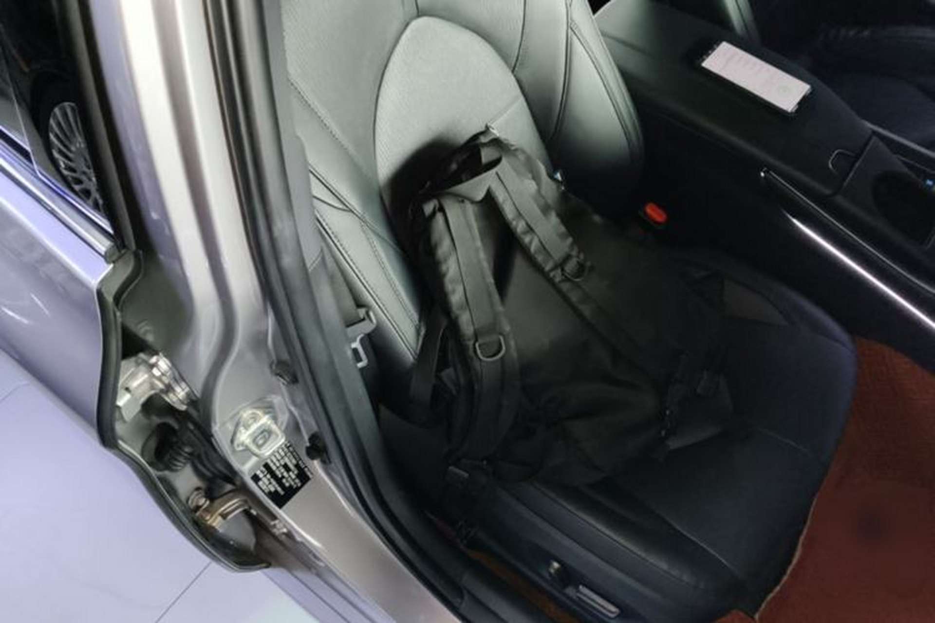 Used Toyota Avalon 2022 Dual-Engine 2.5L Luxury Edition Right Front Seat