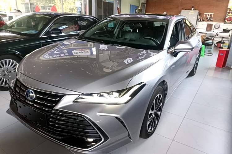 Used Toyota Avalon 2022 Dual-Engine 2.5L Luxury Edition Guazi used car, China used car export, Used car for sale, Used cars, Cheapest cars for sale