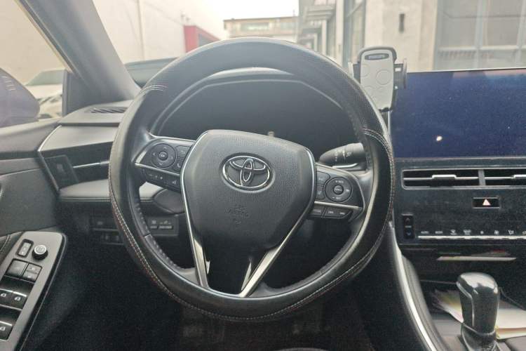 Used Toyota Avalon 2022 Dual-Engine 2.5L Luxury Edition Steering Wheel