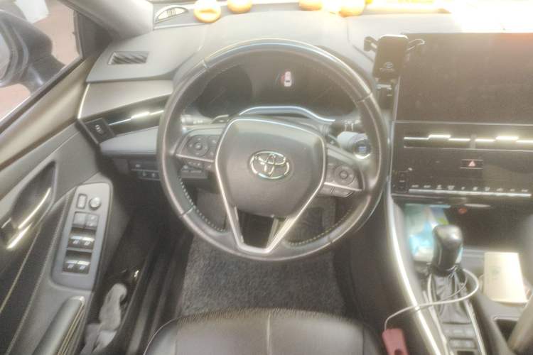 Used Toyota Avalon 2022 2.5L Luxury Edition Steering Wheel