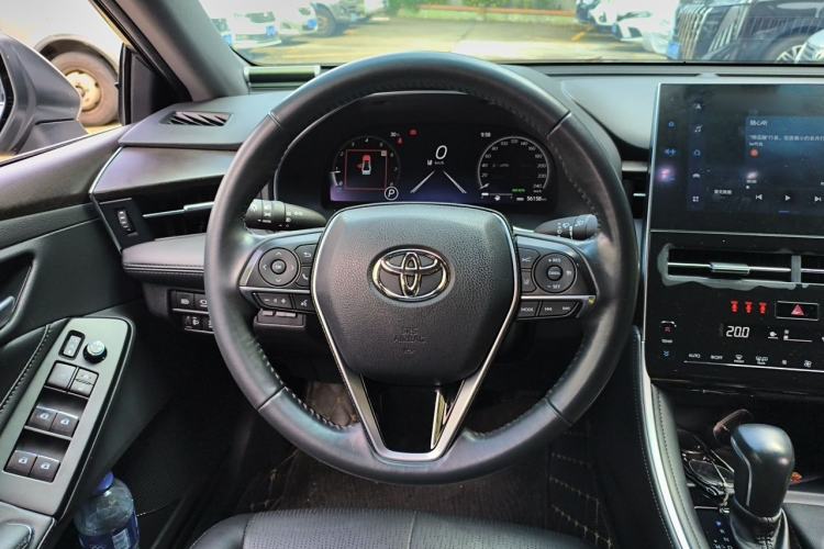 Used Toyota Avalon 2022 2.0L XLE Premium Edition Steering Wheel