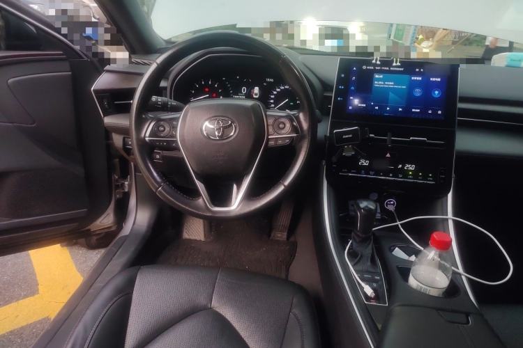 Used Toyota Avalon 2022 2.5L Luxury Edition Steering Wheel