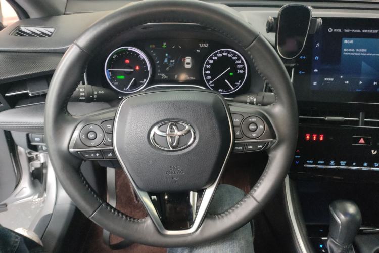 Used Toyota Avalon 2022 Dual-Engine 2.5L Luxury Edition Steering Wheel