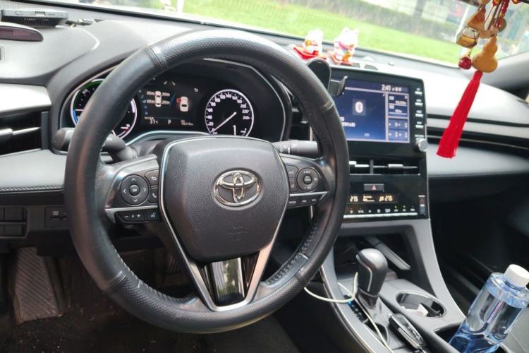 Used Toyota Avalon 2022 Dual-Engine 2.5L Luxury Edition Steering Wheel