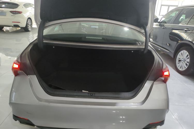 Used Toyota Avalon 2022 2.0L Luxury Edition Trunk