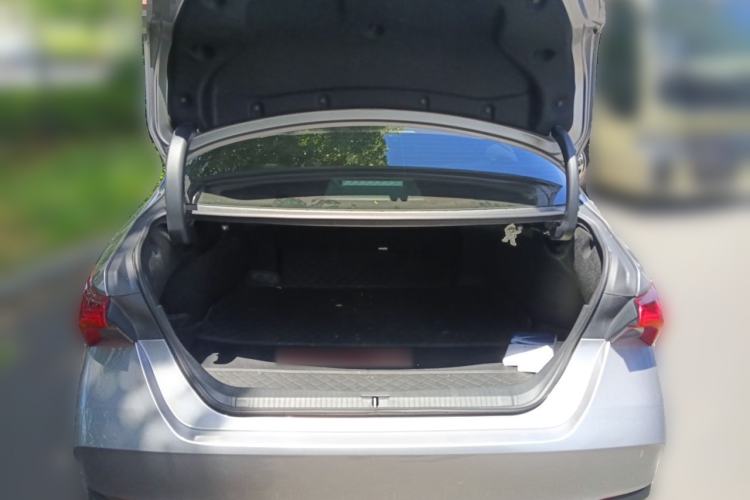Used Toyota Avalon 2022 2.5L Luxury Edition Trunk