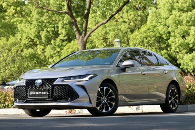 Used Toyota Avalon 2022 Dual-Engine 2.5L Luxury Edition