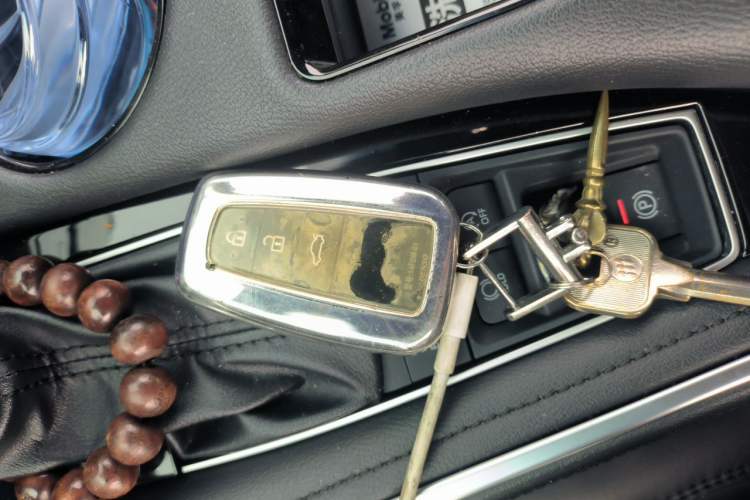 Used Toyota Avalon 2022 2.5L Luxury Edition Vehicle Key