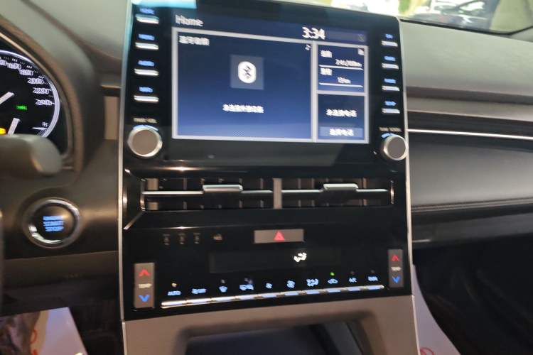 Used Toyota Avalon 2022 2.0L Luxury Edition Audio And AC Panel