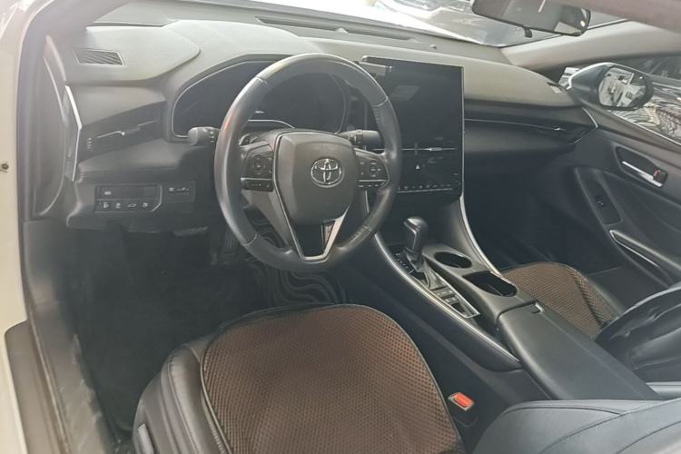 Used Toyota Avalon 2022 2.5L Luxury Edition Center Console