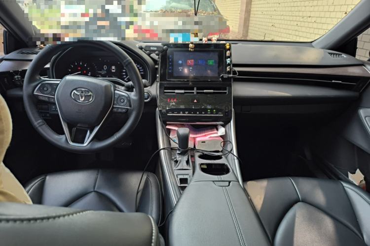 Used Toyota Avalon 2022 2.0L Ambition Edition Center Console