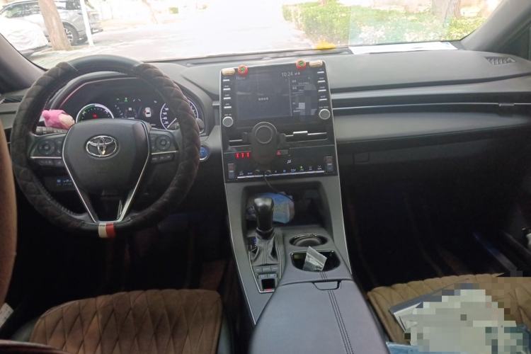 Used Toyota Avalon 2022 Dual-Engine 2.5L Luxury Edition Center Console