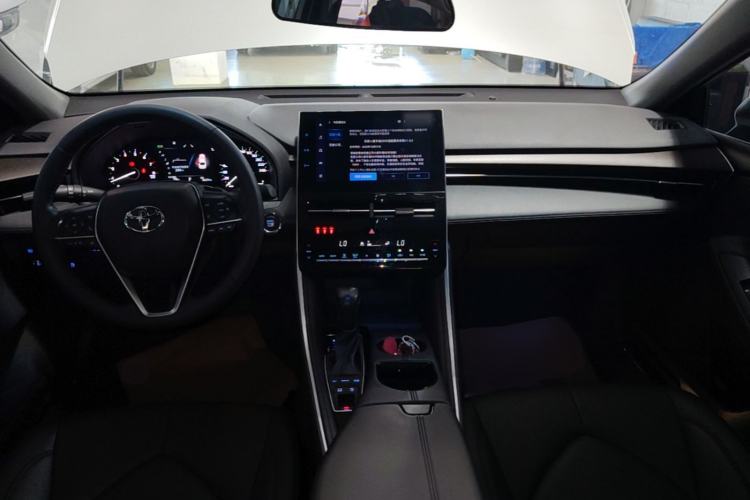 Used Toyota Avalon 2022 2.5L Luxury Edition Center Console