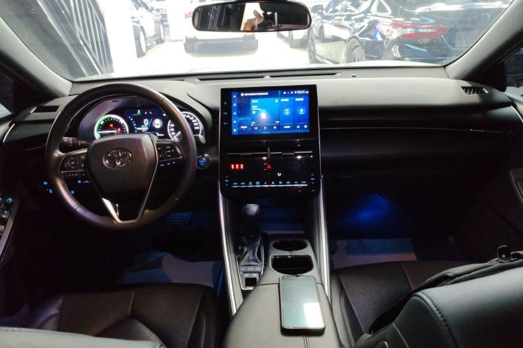 Used Toyota Avalon 2022 Dual-Engine 2.5L Luxury Edition Center Console