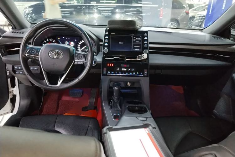Used Toyota Avalon 2022 2.0L Luxury Edition Center Console