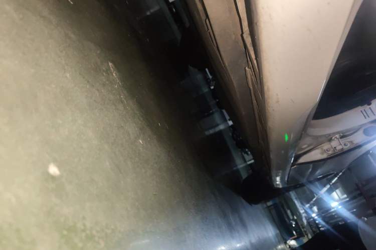 Used Toyota Avalon 2022 2.5L Luxury Edition Chassis Front Left