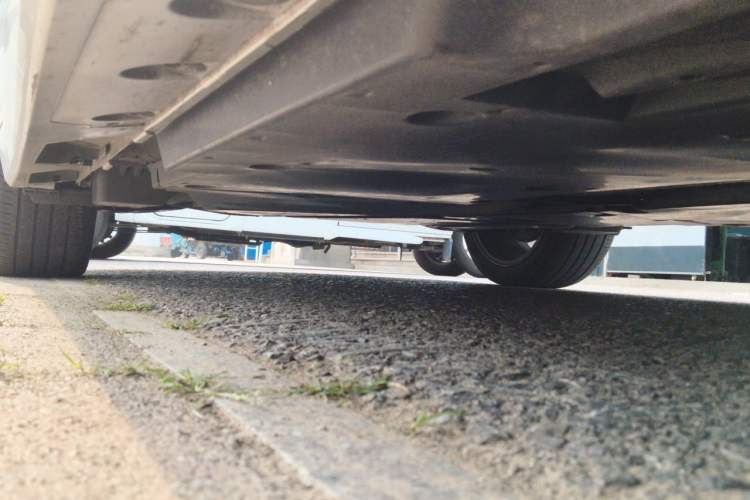 Used Toyota Avalon 2022 Dual-Engine 2.5L XLE Premium Edition Chassis Front Right