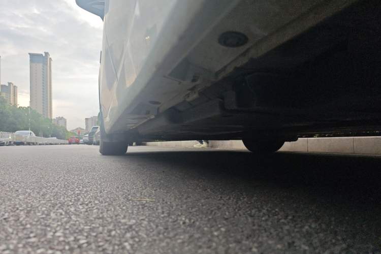Used Toyota Avalon 2022 2.0L Luxury Edition Chassis Rear Left