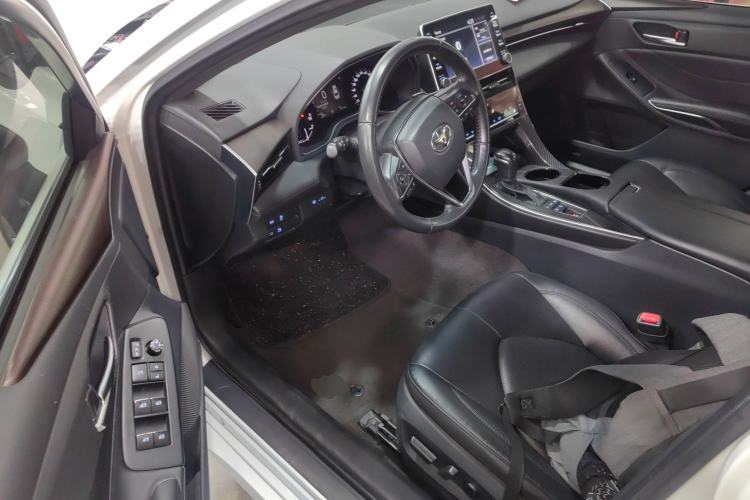 Used Toyota Avalon 2022 2.5L Ambition Edition Driver Seat