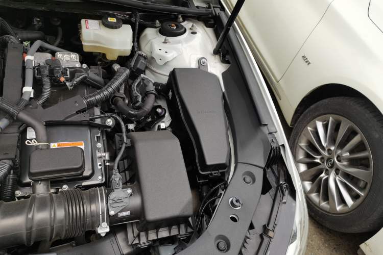 Used Toyota Avalon 2022 Dual-Engine 2.5L Luxury Edition Engine Bay Left