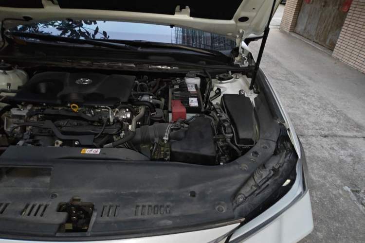Used Toyota Avalon 2022 2.0L XLE Premium Edition Engine Bay Left