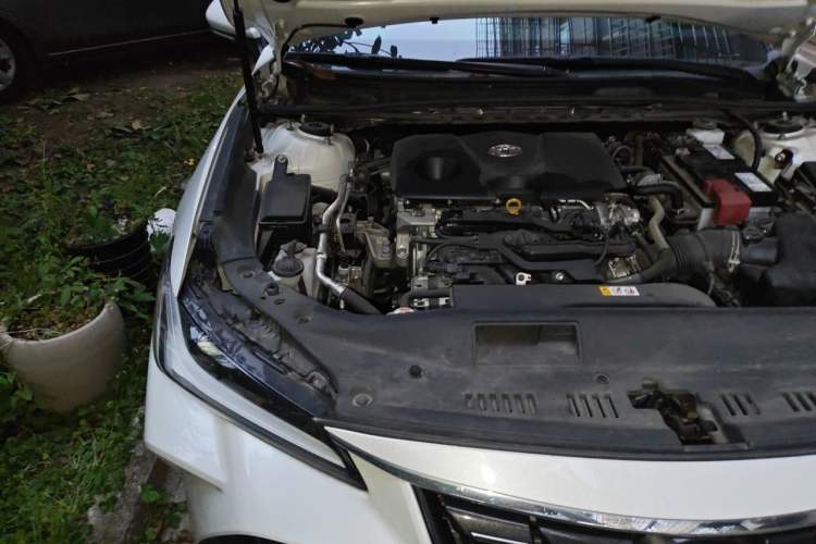 Used Toyota Avalon 2022 2.0L XLE Premium Edition Engine Bay Right
