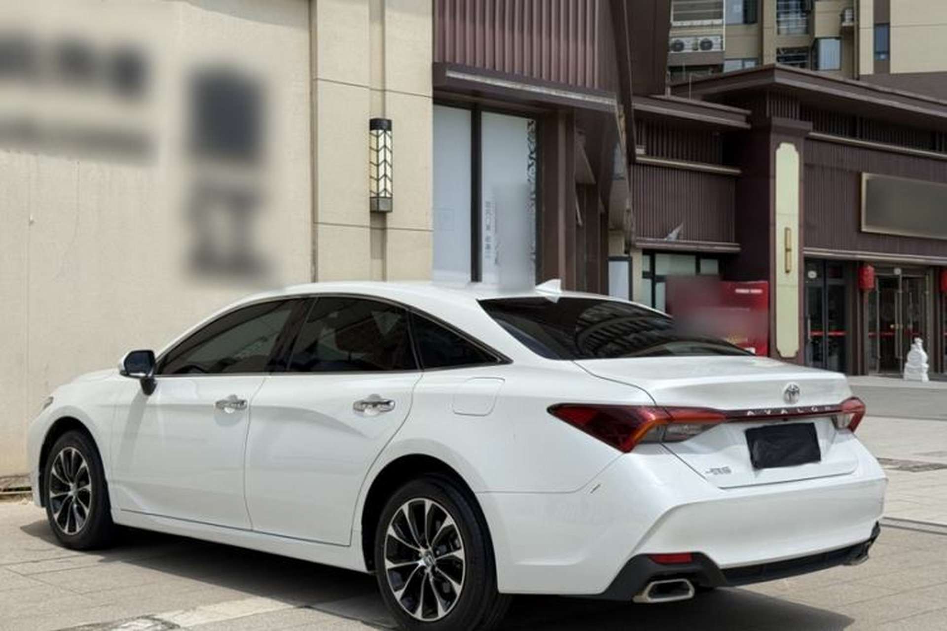 Used Toyota Avalon 2022 2.0L Luxury Edition Exterior 4