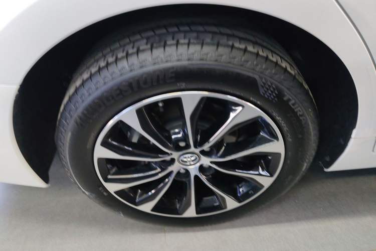 Used Toyota Avalon 2022 2.0L Luxury Edition Exterior 5