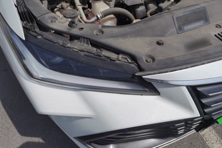 Used Toyota Avalon 2022 Dual-Engine 2.5L XLE Premium Edition Exterior 6