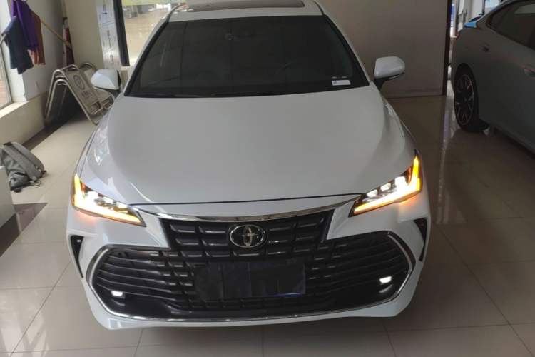 Used Toyota Avalon 2022 2.0L Luxury Edition Front