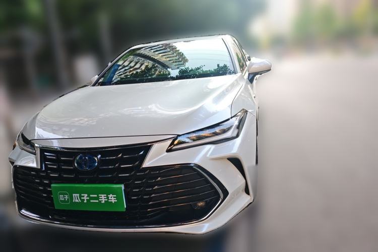 Used Toyota Avalon 2022 Dual-Engine 2.5L Luxury Edition Front