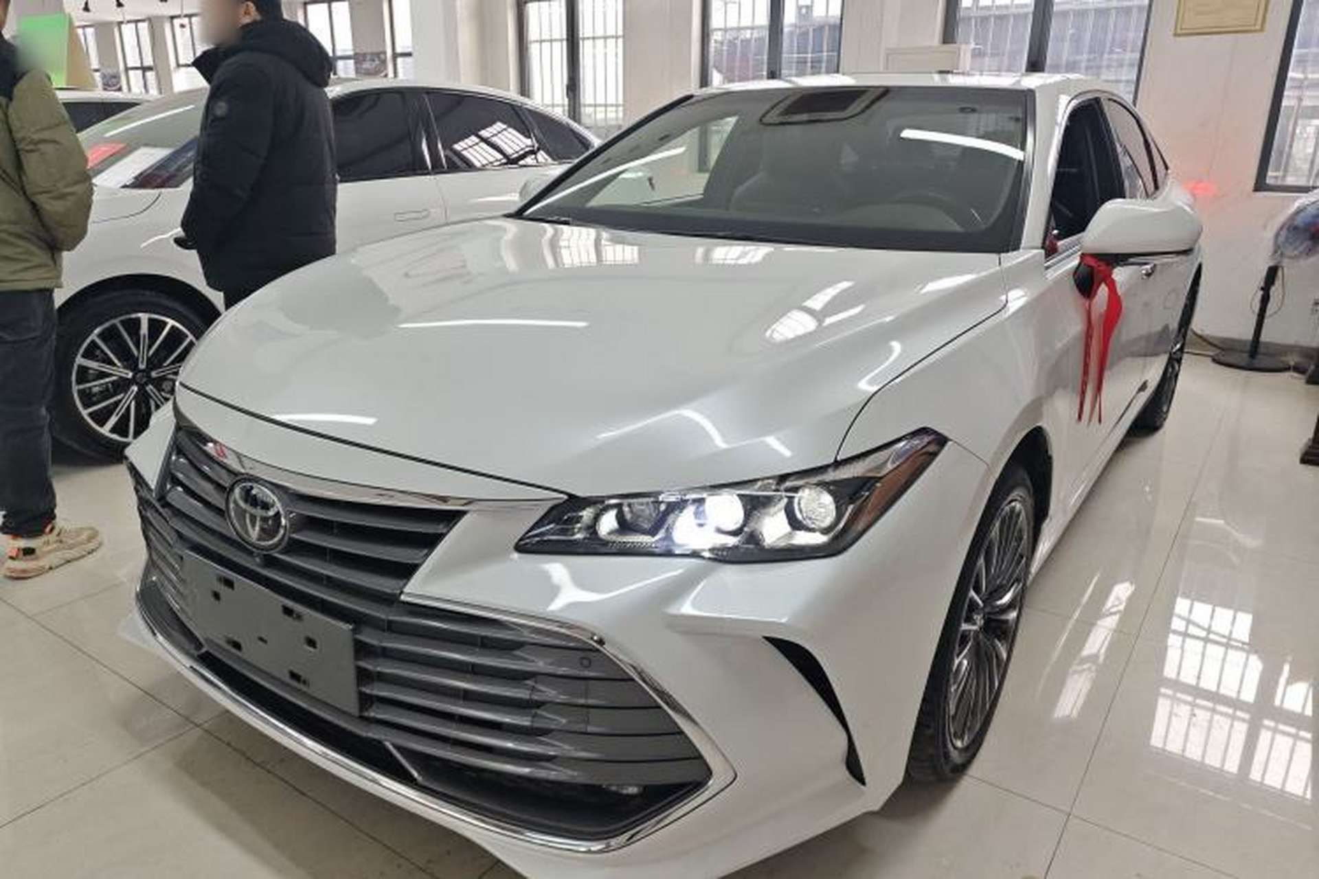 Used Toyota Avalon 2022 2.0L Luxury Edition Front Left 45 Deg