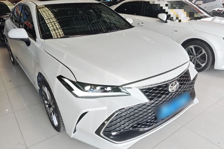 Used Toyota Avalon 2022 2.5L Luxury Edition Front Right 45 Deg