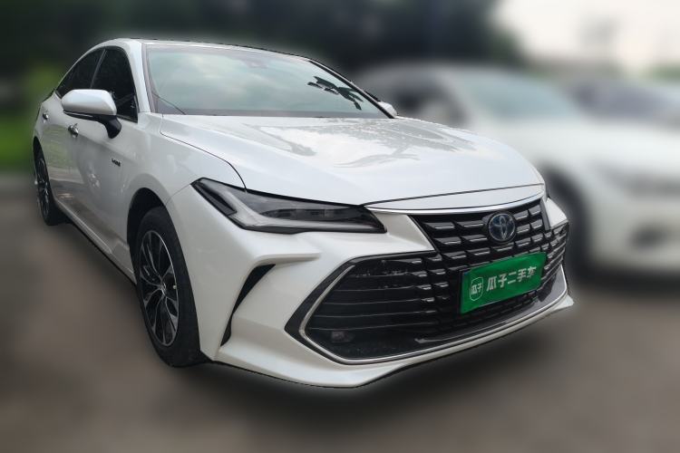 Used Toyota Avalon 2022 Dual-Engine 2.5L Luxury Edition Front Right 45 Deg