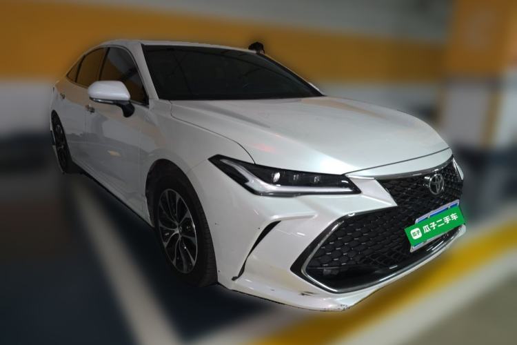 Used Toyota Avalon 2022 2.5L Luxury Edition Front Right 45 Deg