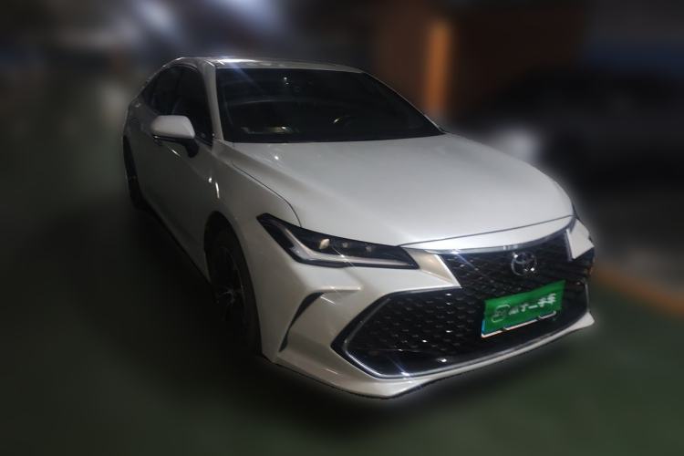 Used Toyota Avalon 2022 2.5L Luxury Edition Front Right 45 Deg