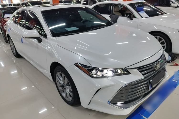 Used Toyota Avalon 2022 2.0L Luxury Edition Front Right 45 Deg