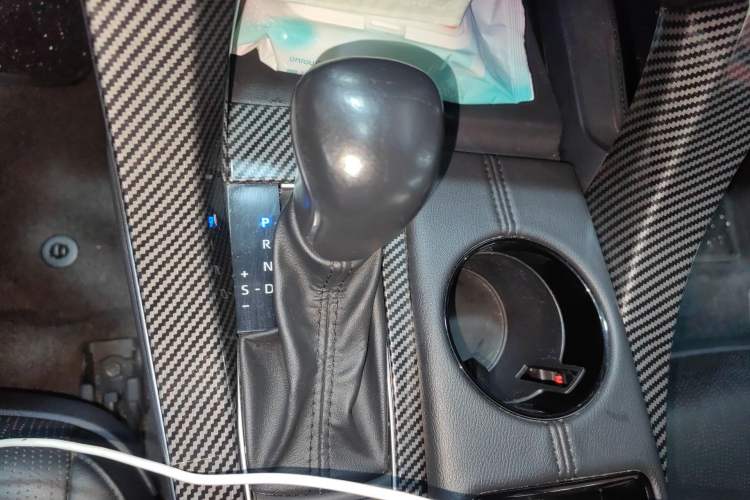 Used Toyota Avalon 2022 2.5L Ambition Edition Gear Lever