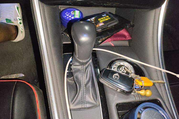 Used Toyota Avalon 2022 2.0L Luxury Edition Gear Lever
