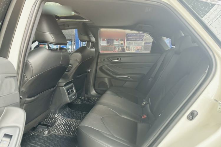 Used Toyota Avalon 2022 2.0L Luxury Edition Interior 1
