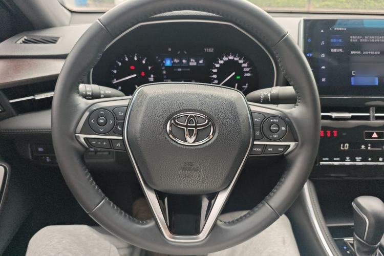 Used Toyota Avalon 2022 2.0L Luxury Edition Interior 2