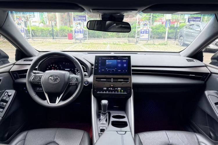 Used Toyota Avalon 2022 2.0L Luxury Edition Interior 2