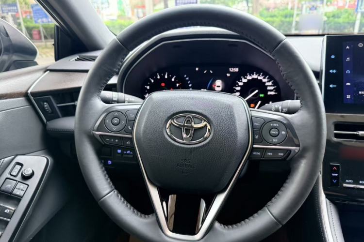 Used Toyota Avalon 2022 2.0L Luxury Edition Interior 3