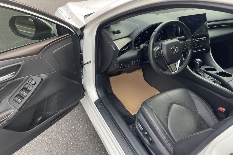 Used Toyota Avalon 2022 2.5L Luxury Edition Interior 4