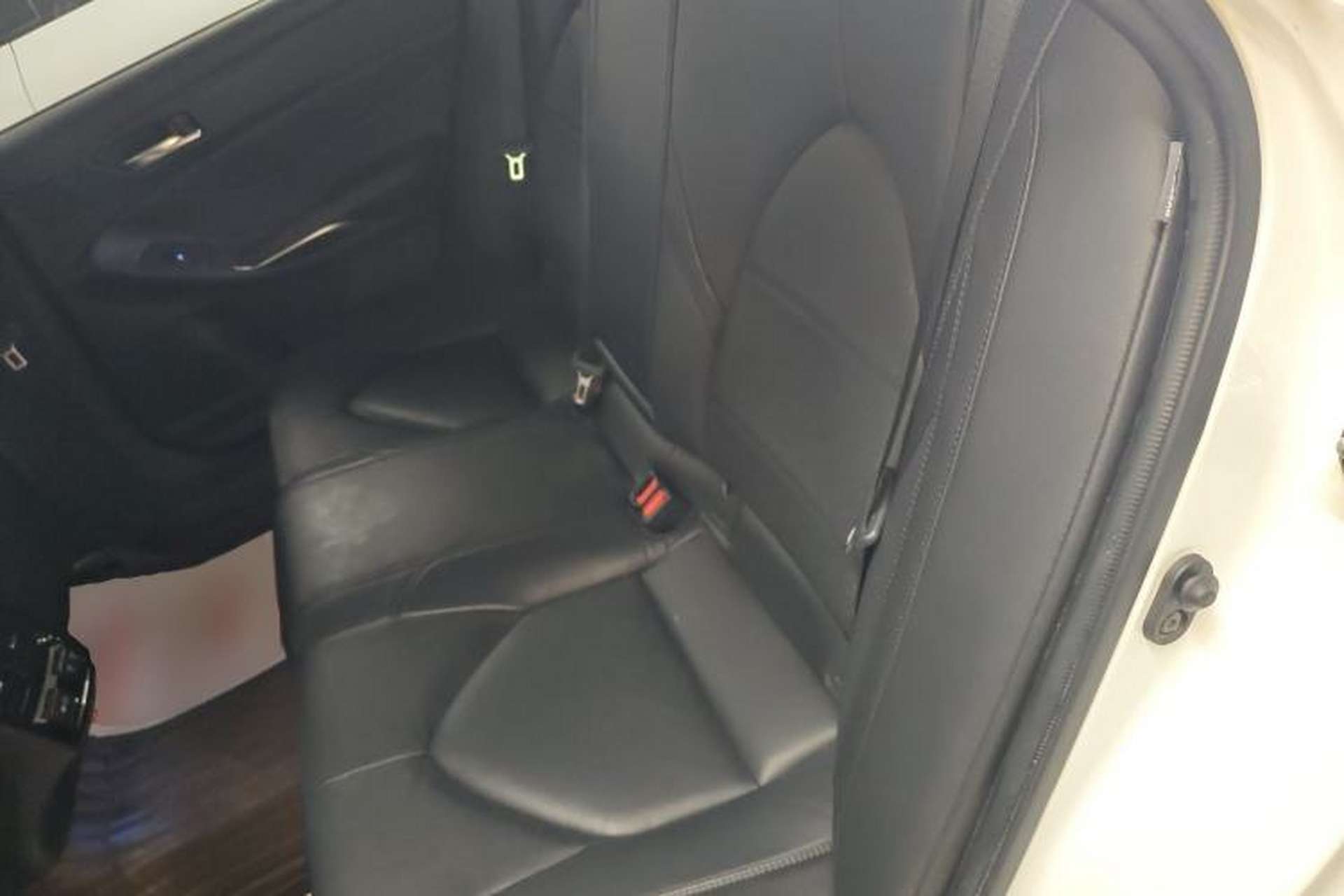 Used Toyota Avalon 2022 2.0L Luxury Edition Interior 4